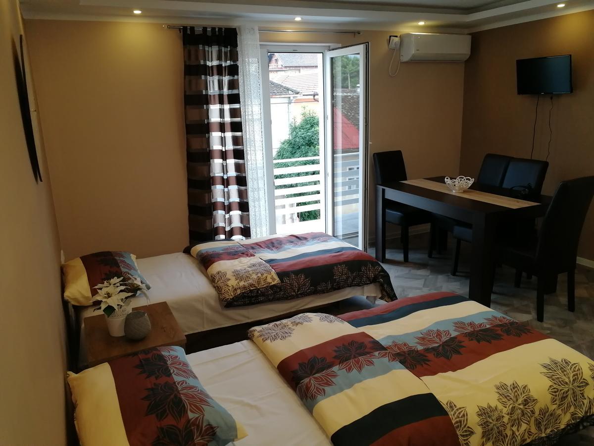 Apartman Bogic Golubac Esterno foto